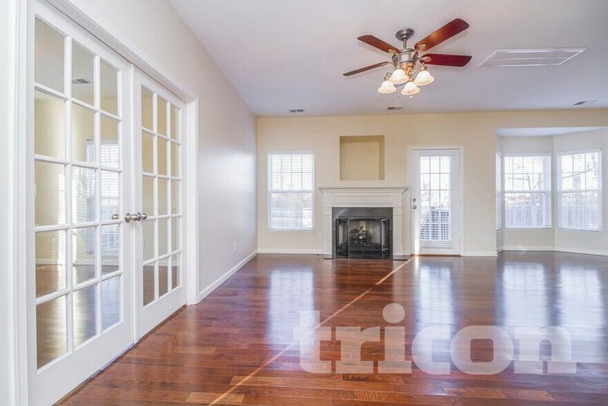 Building Photo - 3006 Gale Ct