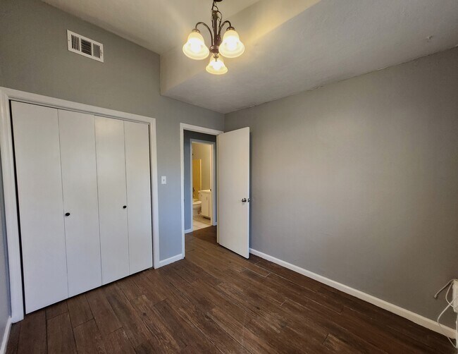 Building Photo - 1784 Dax Ct