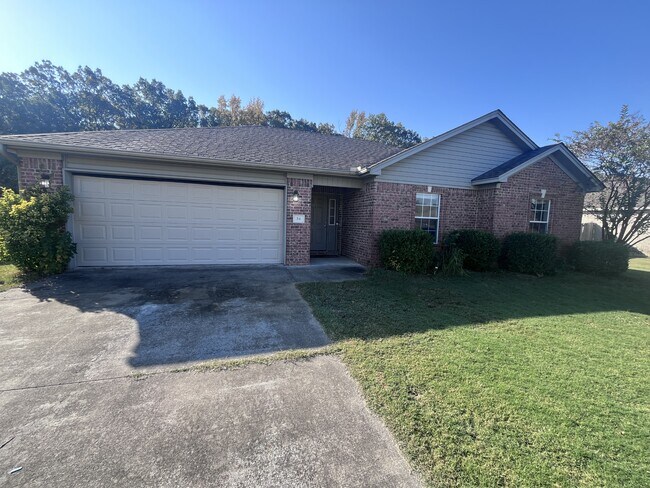 Building Photo - 54 W Plaza Blvd