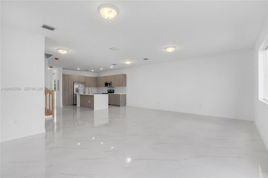 Building Photo - 22431 SW 125th Ave