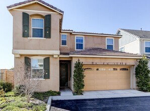 Building Photo - Beautiful 4 Bedroom Home in River Village!
