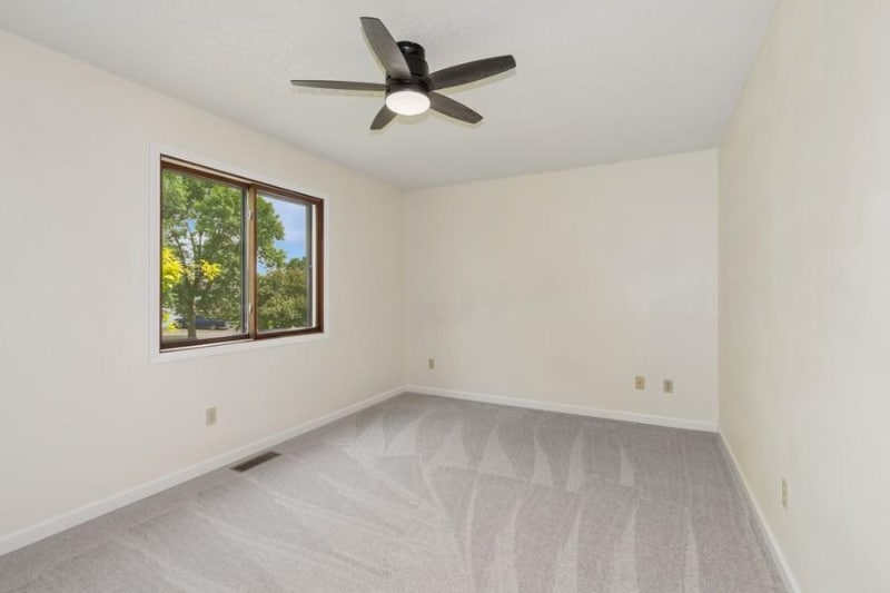 Building Photo - 8983 Vinewood Ln N