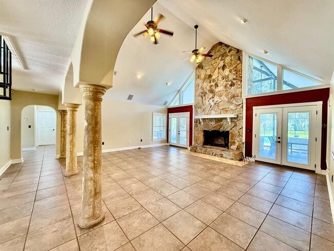 Building Photo - 1103 Ballinger Rd