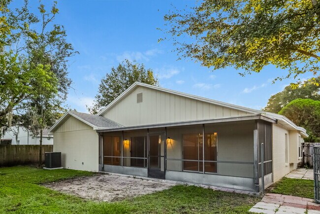 Building Photo - 1621 Coppersmith Ct