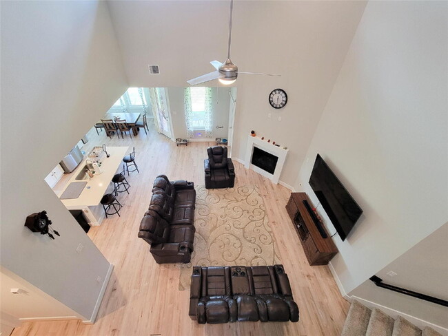 Building Photo - "Spacious 4-Bedroom Haven in Katy, TX with 3.5 Baths – Your Ideal Family Retreat Awaits!"
