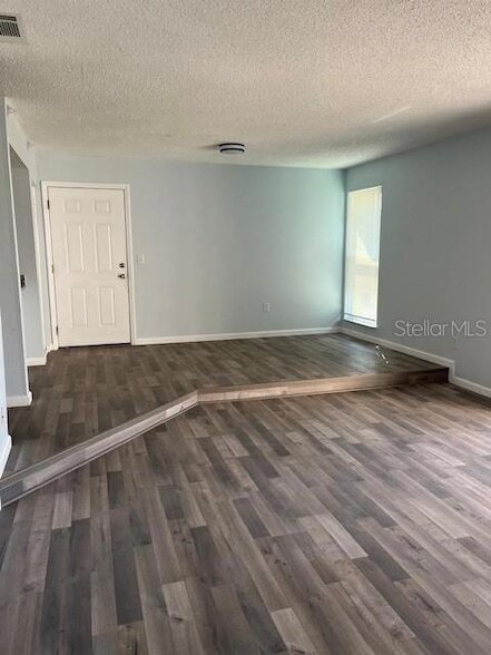 Building Photo - 640 Haven Pl