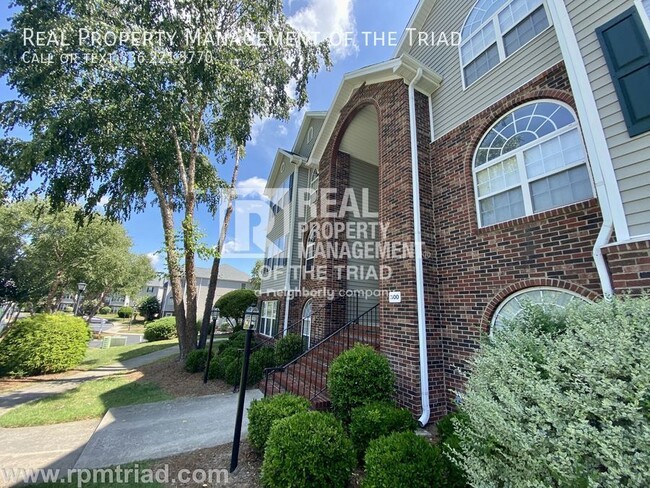 Building Photo - *Move In Special* Deacon Ridge Gated Commu...