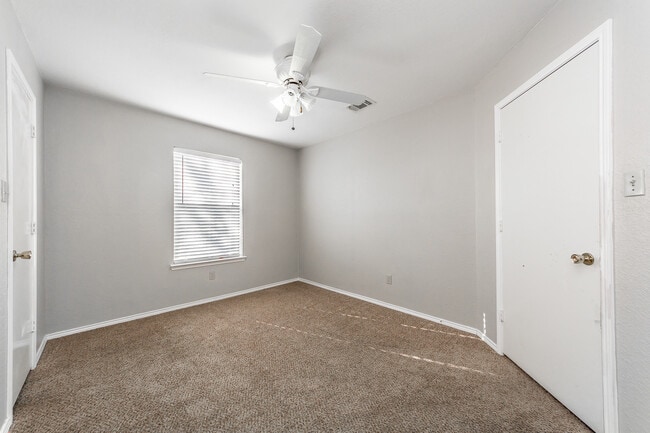 Building Photo - 3724 Chaddybrook Ln