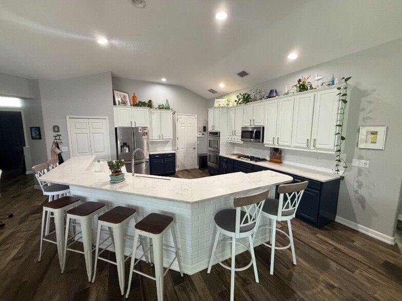 Building Photo - 4968 Bridgehampton Blvd