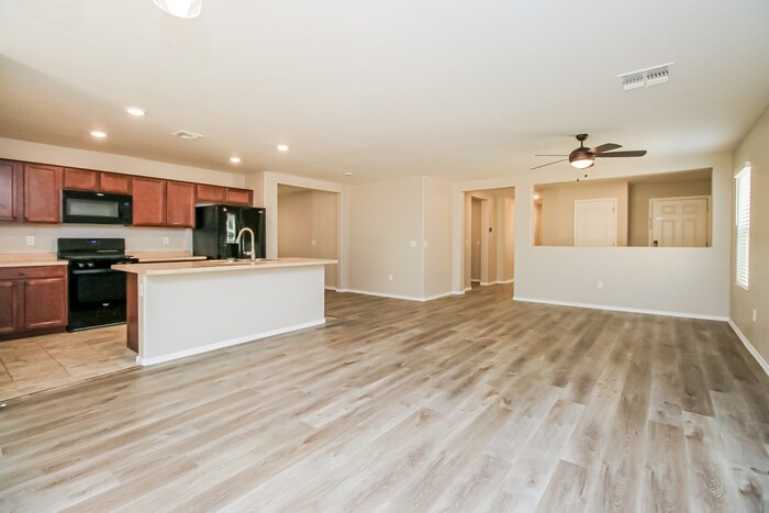 Building Photo - 8537 W Amazilia Pl