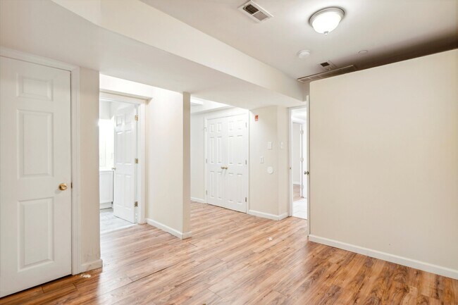 Building Photo - 1519 N 16th St