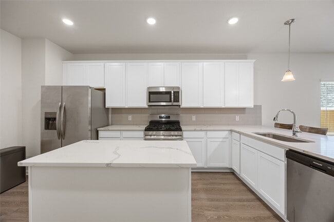 Building Photo - 10216 Badger Run Ln