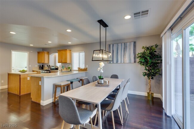 Building Photo - 7659 Ribbon Garland Ct