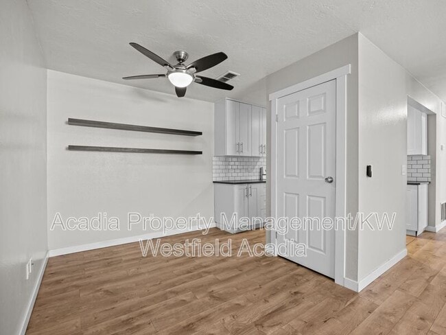 Building Photo - 100 E 600 S