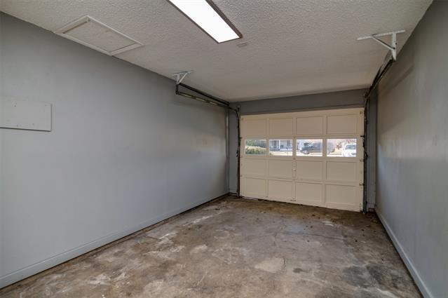 Building Photo - 502 Brown St