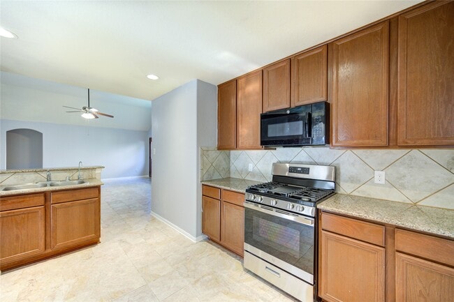 Building Photo - 2102 Indian Clearing Trail