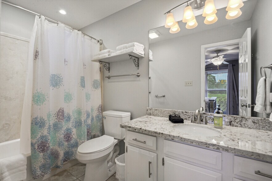 Building Photo - 250 Highpoint Dr
