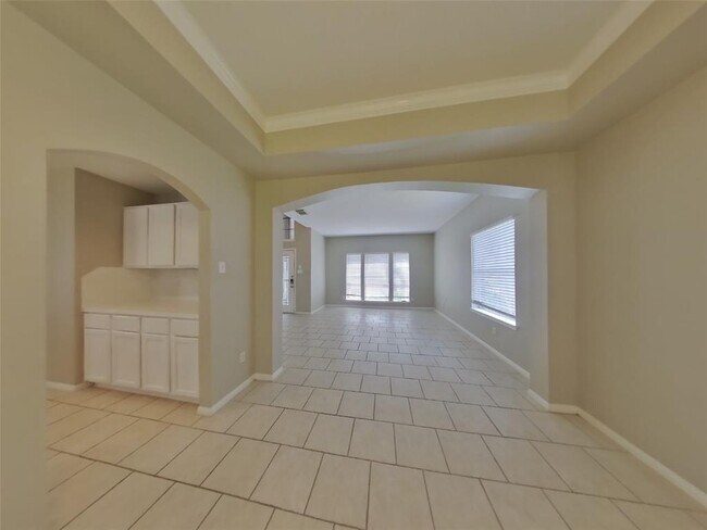 Building Photo - 7719 Trophy Pl Dr