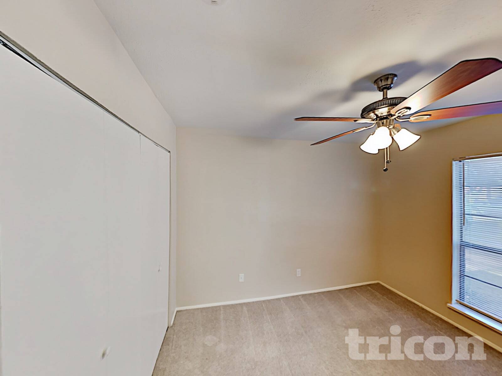 Building Photo - 7528 Four Winds Dr
