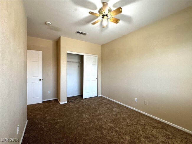 Building Photo - 8492 Canvas Vest Ct