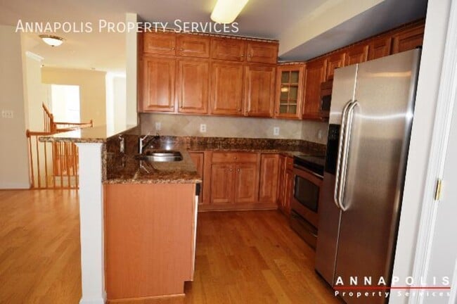 Building Photo - 2123 Hideaway Ct