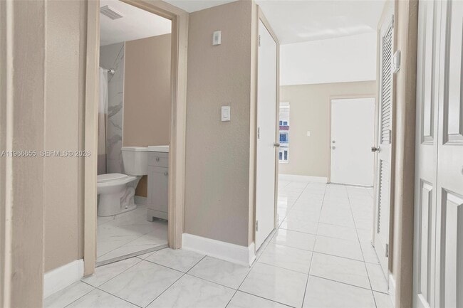 Building Photo - 1333 S Dixie Hwy