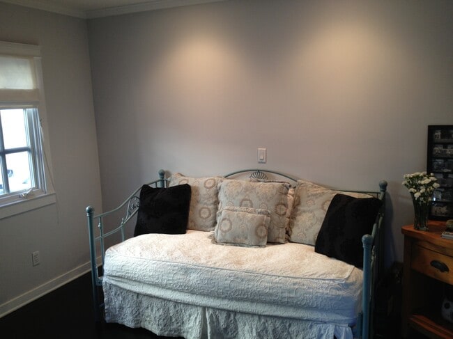 Third Bedroom - 10337 Northvale Rd