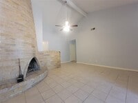 Building Photo - 1304 Glenda Dr
