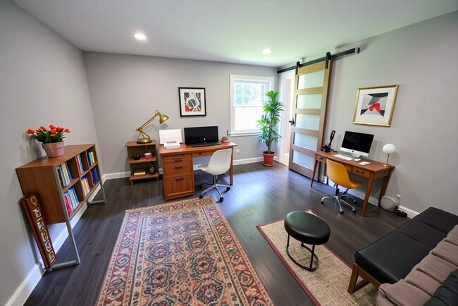 Building Photo - 479 Westfield St