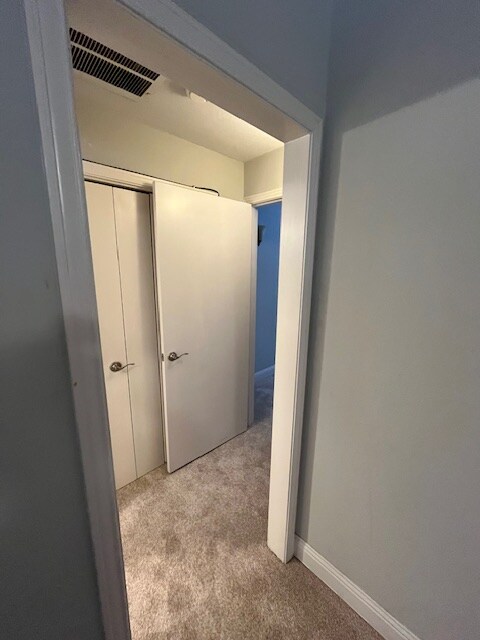 Building Photo - 4349 Bellaire Dr S