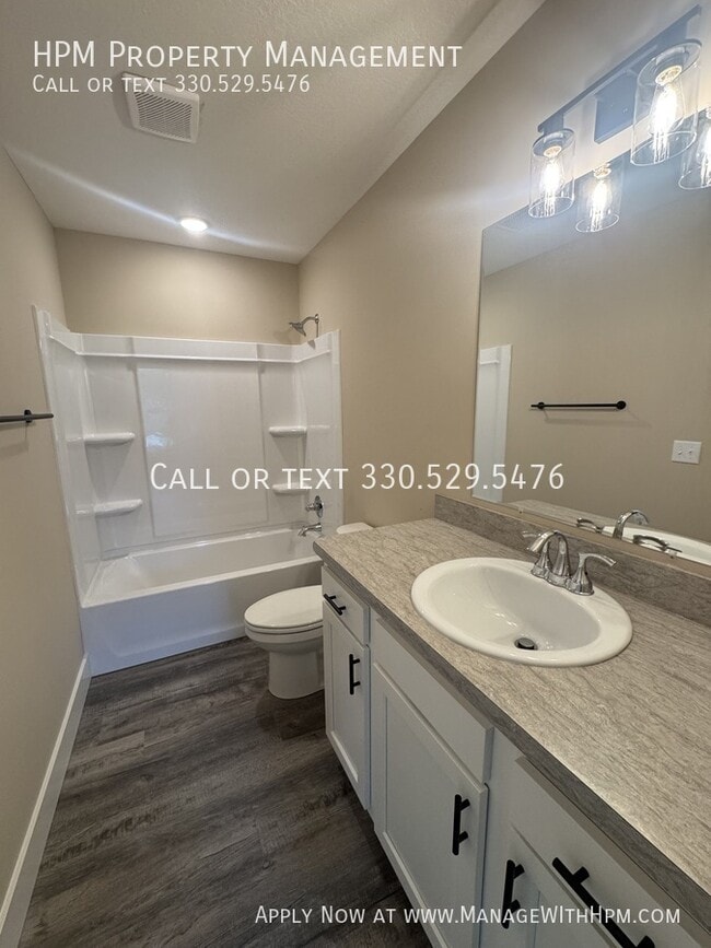 Building Photo - 5141 13th St SW