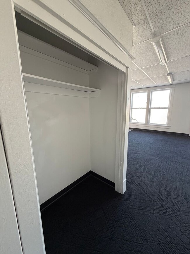 Building Photo - Price Main Street Triplex