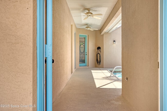 Building Photo - 8213 Simpkins Way