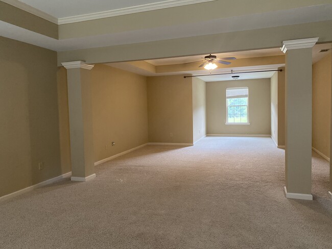 Master Bedroom - 106 Great Pine Ln