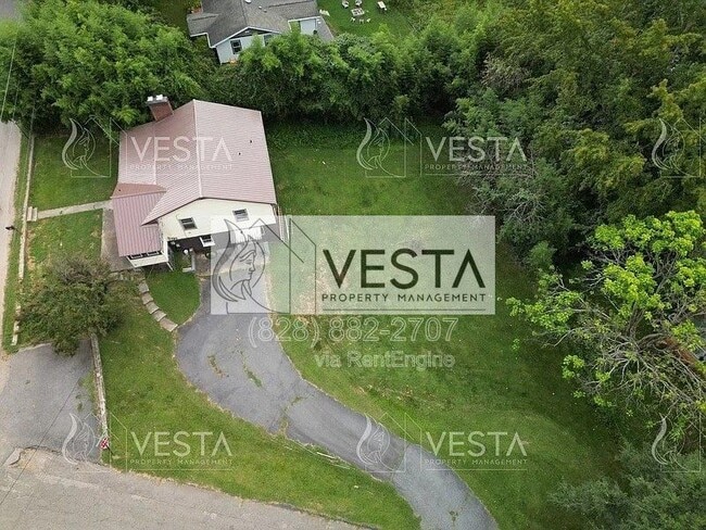 Building Photo - 34 Huffman Rd