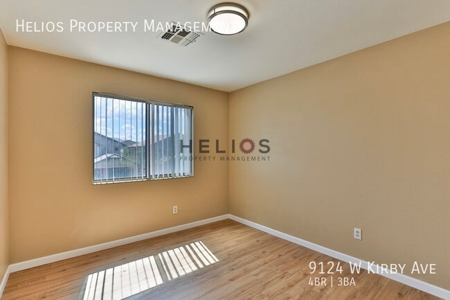 Building Photo - 9124 W Kirby Ave