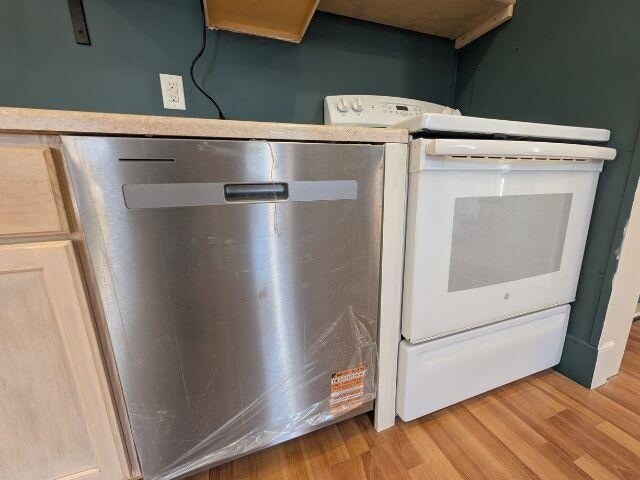 Building Photo - 3 Union St