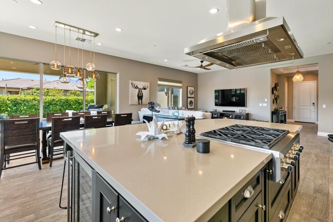 Building Photo - 51790 S Two Palms Way