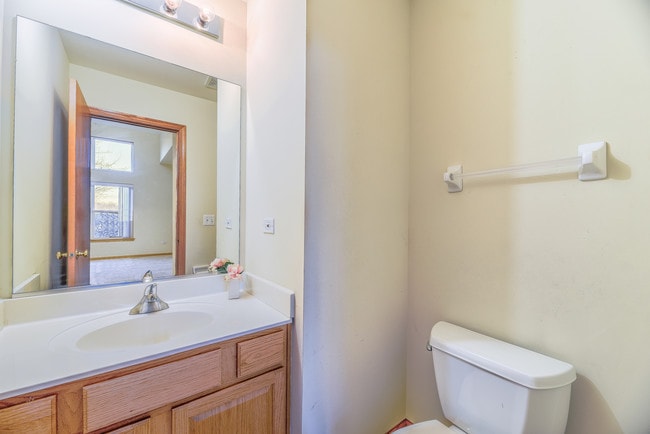 Building Photo - 1623 S Candlestick Way