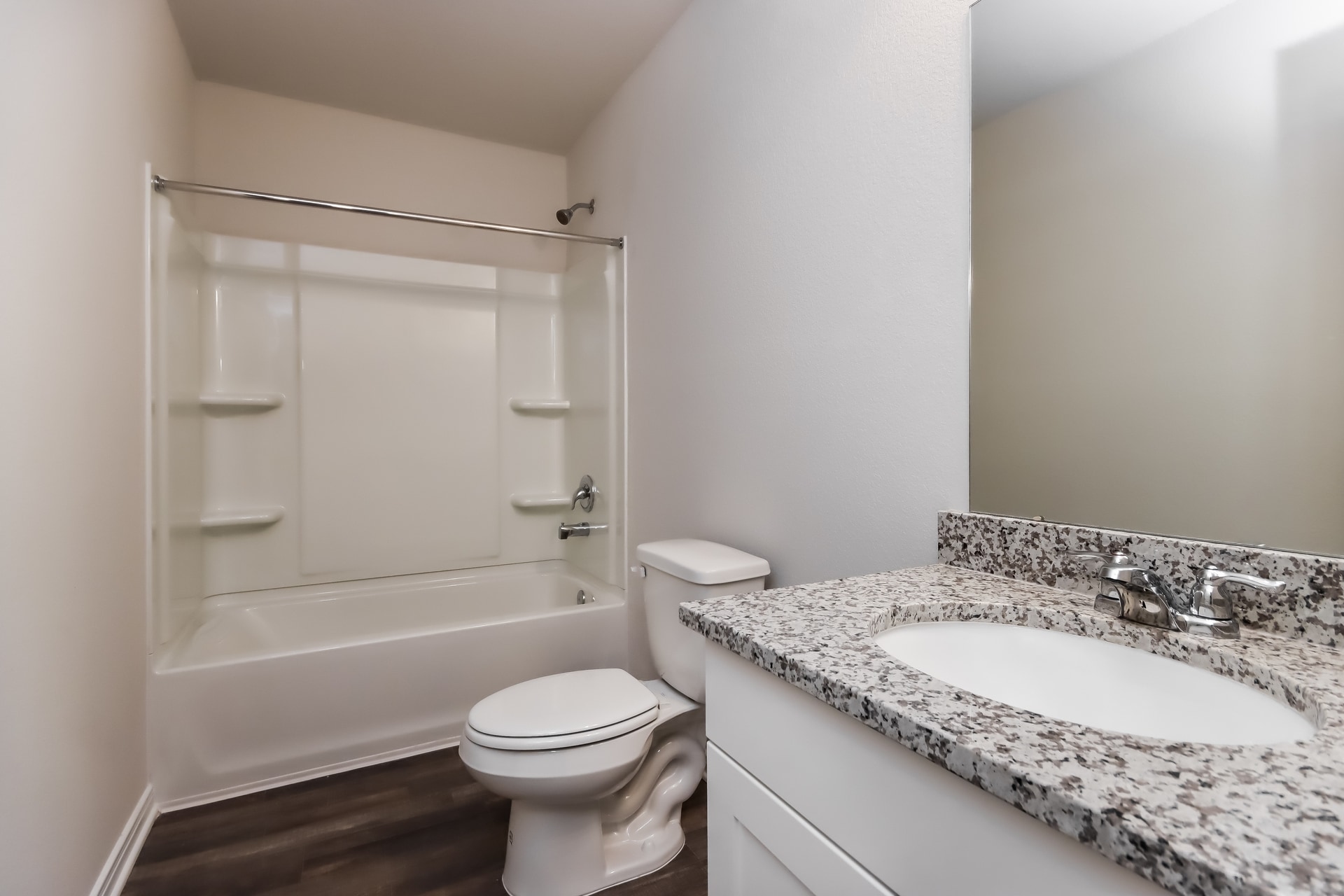 Building Photo - 15580 Briar Forest Dr