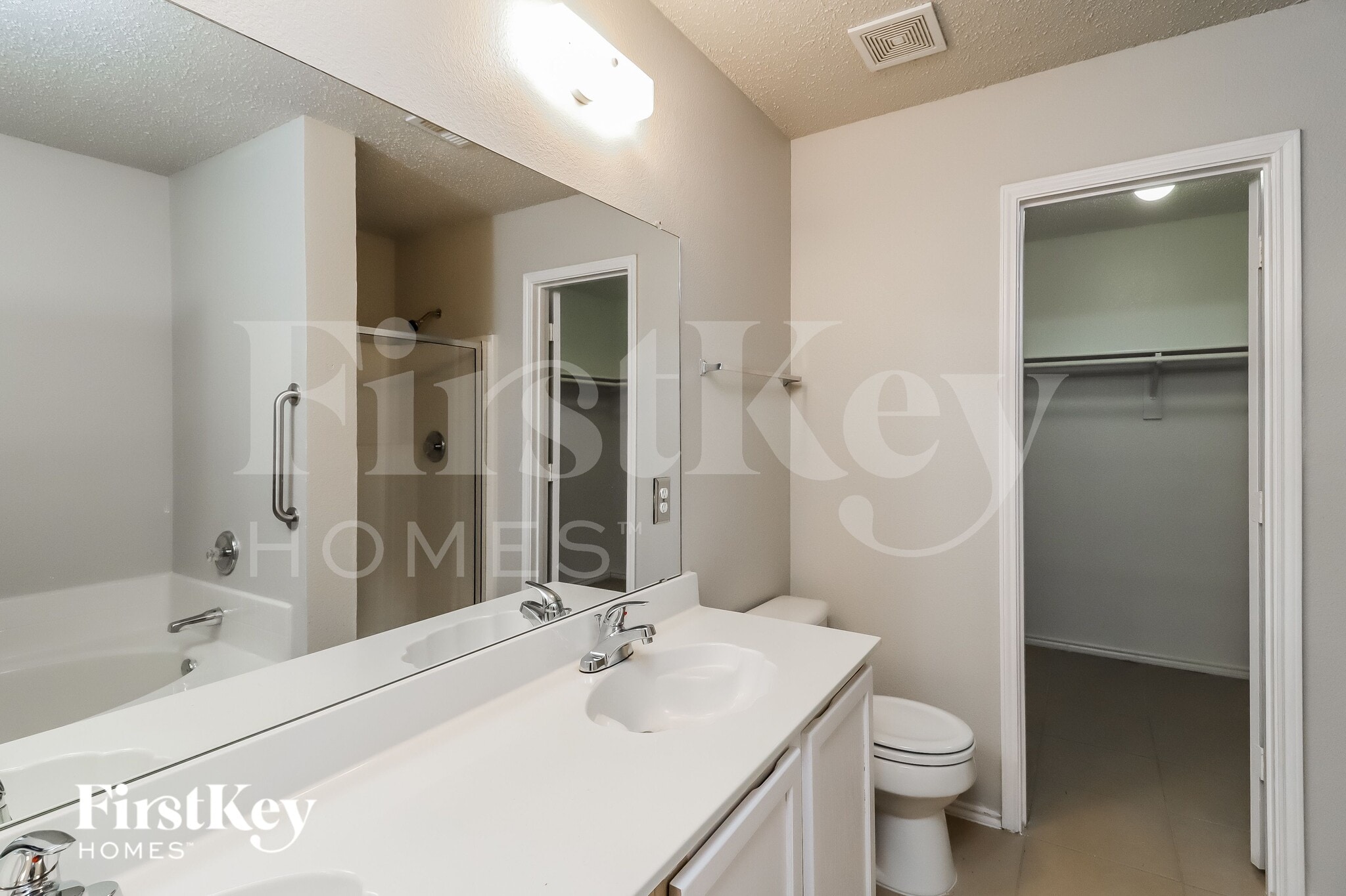 Building Photo - 3913 Fox Run Dr