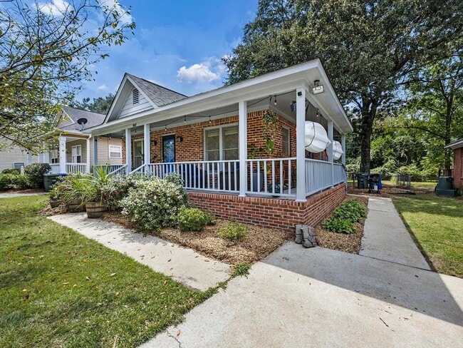 Building Photo - 1007 Chevis St