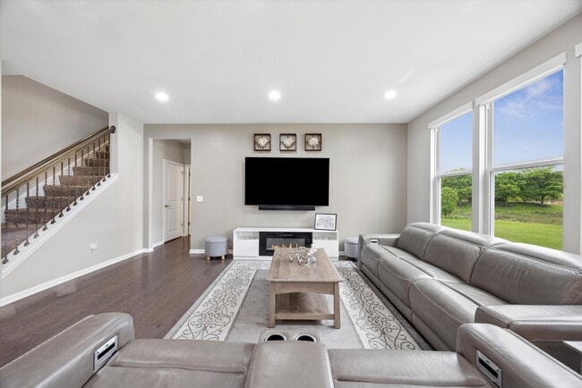 Building Photo - 1507 Tail Leaf Ct