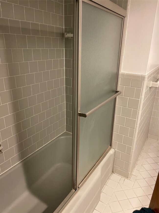 Building Photo - 5122 Jackwood St