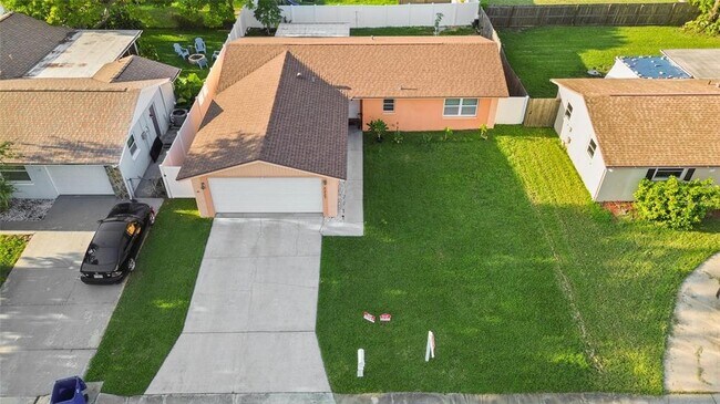 Building Photo - 3327 Garfield Dr