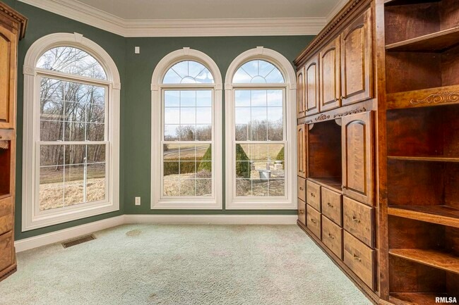 Building Photo - 3115 W Striegel Rd