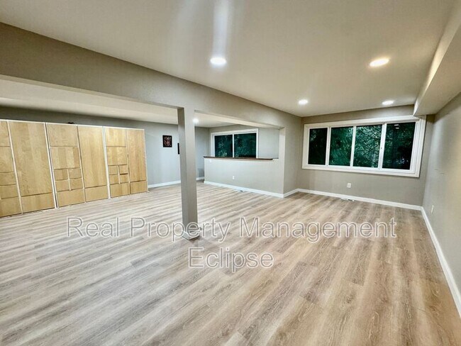 Building Photo - 4229 155th Pl SE