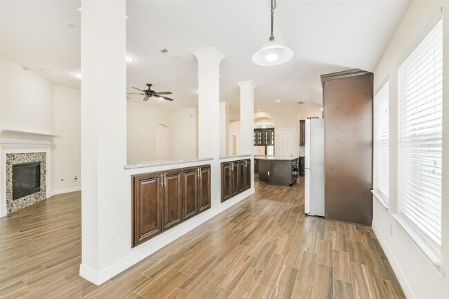 Building Photo - 13731 Cypresswood Crossing Blvd