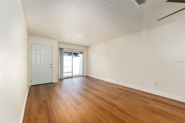 Building Photo - 3025 SE 55th Ave