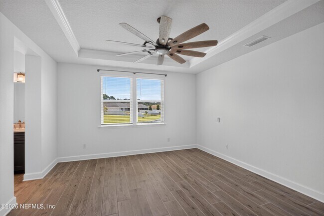 Building Photo - 855 Flach Dr